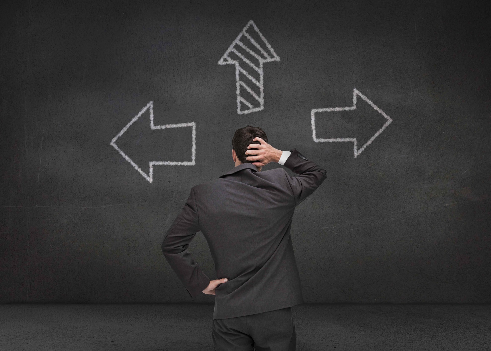 identify and buy key decision makers list
